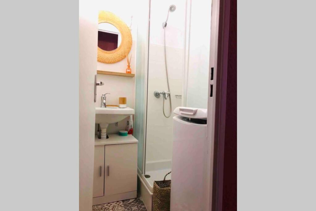 La Petite Pinede Studio Climatise Proche Plage Sanary-sur-Mer Exterior foto
